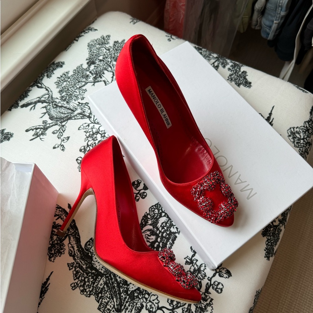 Mint condition, red Manolo Blahnik, size 6, worn once
